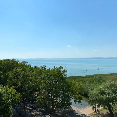 Club 218 Premium Wellness Apartment Siofok